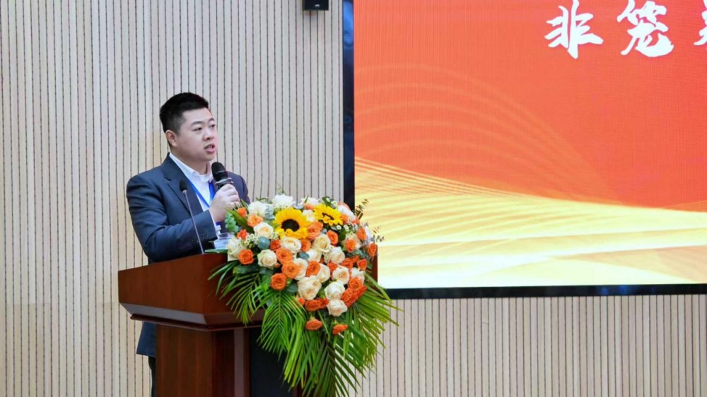 ����װ��